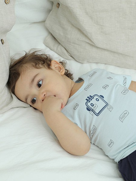 安卡米童装2021秋冬季