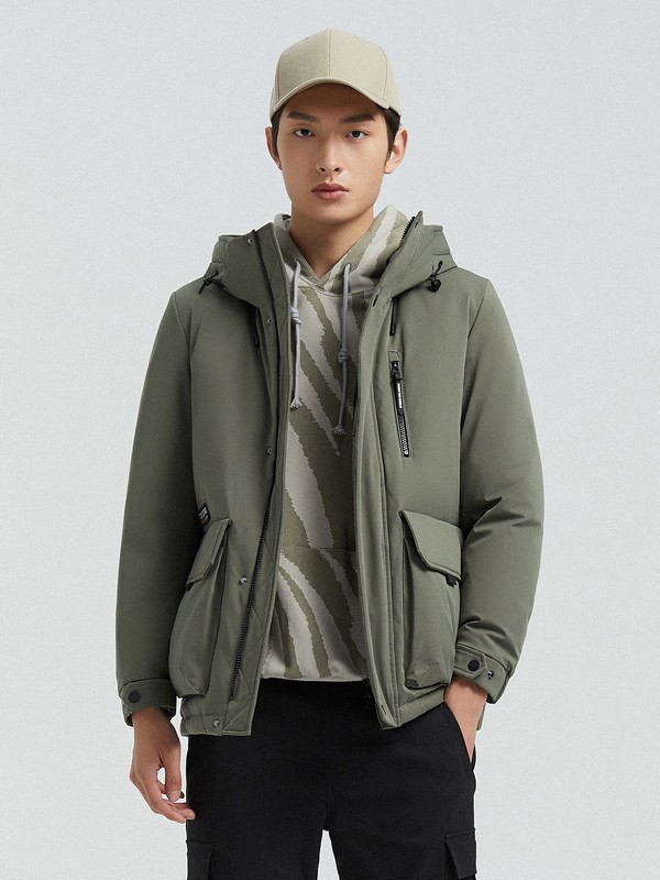 波司登羽绒服2021秋冬季