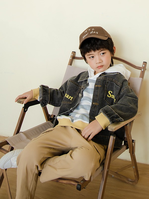 西瓜王子2021秋冬季黑色拼接外套