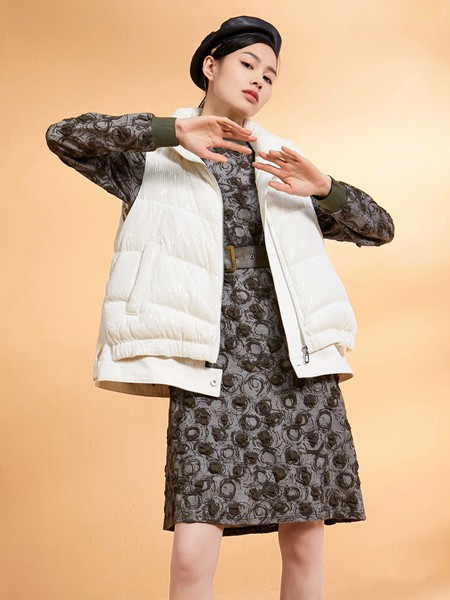 曼保睐女装2021秋冬季