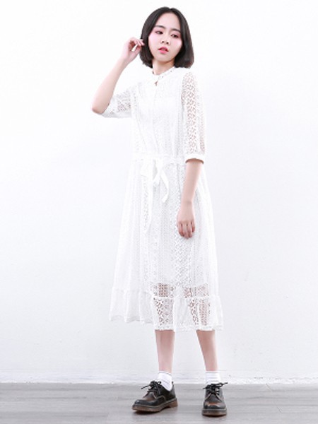 木上清风女装2021春夏季