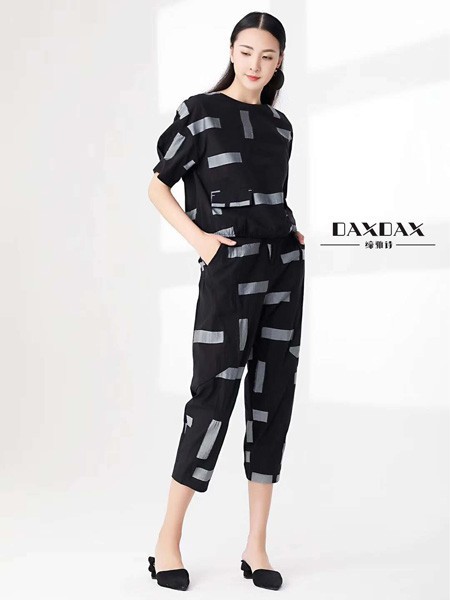 缔雅诗女装2021春夏季