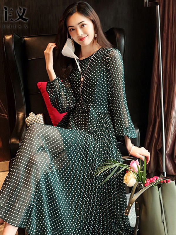 尚古主义女装2021春夏季