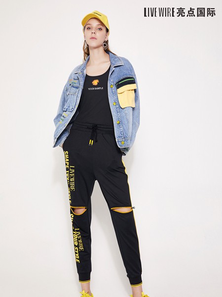 独一无二女装2021秋冬季