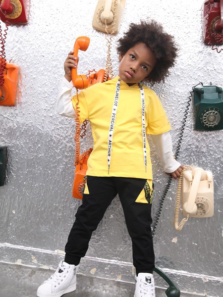 土巴兔童装2021秋冬季