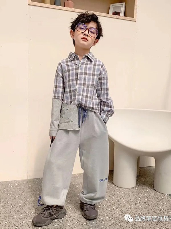武林兵团童装2021秋冬季白色格子衬衫