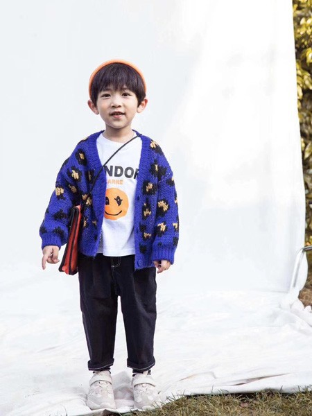 魔方童装2021秋冬季