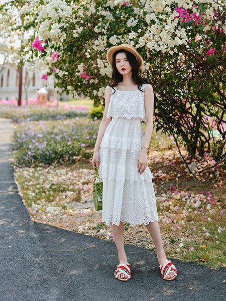 搜美女装2021春夏季