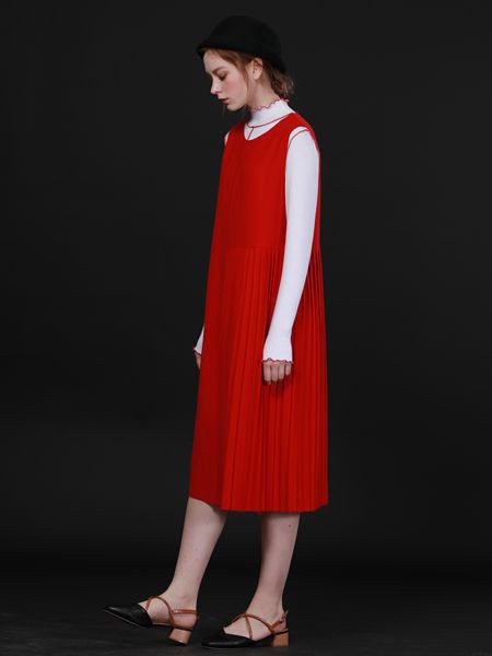 尘辗女装2021秋冬季