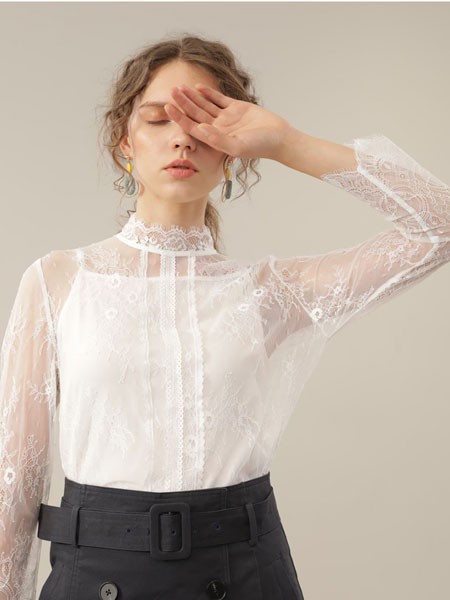 尘辗女装2021秋冬季