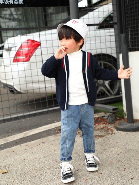 果萌童装2021秋冬季