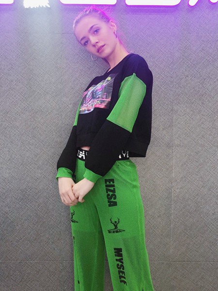 艾卓拉女装2021春夏季