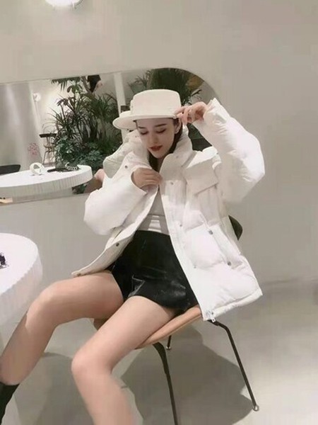 花月秋HYQ女装2021秋冬季