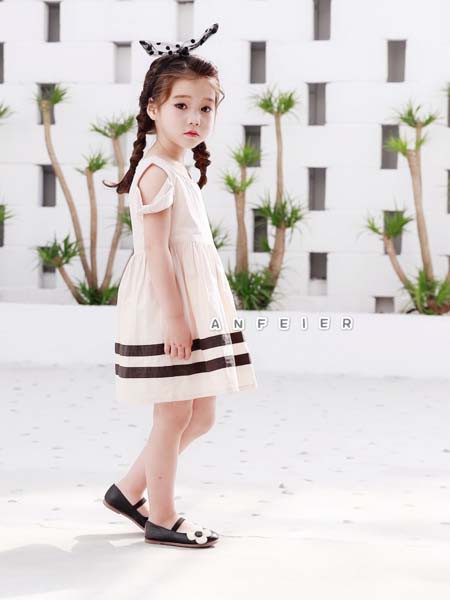 迪尼天地童装2021春夏季