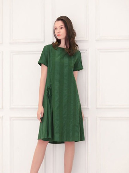 言苼记女装2021春夏季