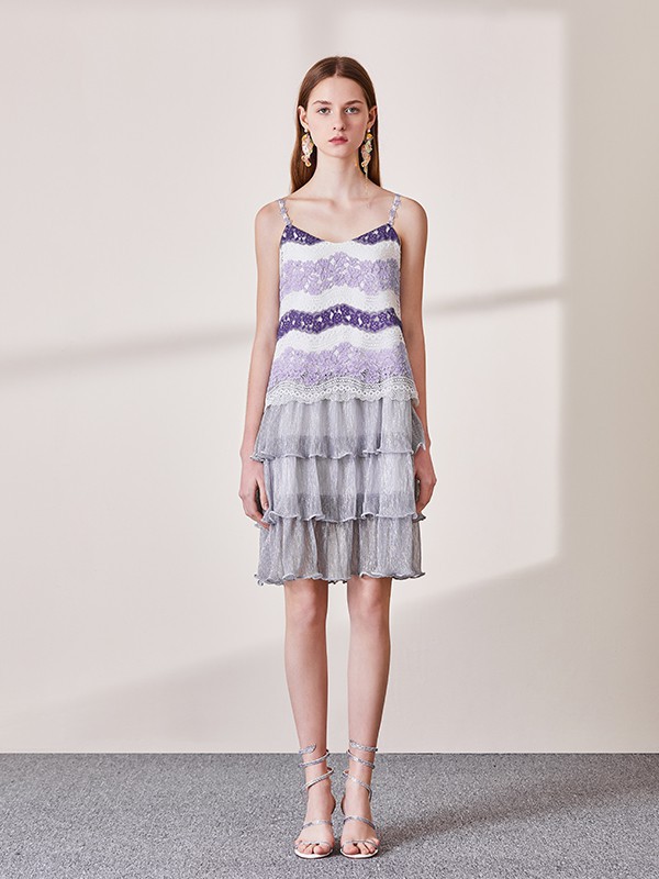 魅思女装2021秋冬季