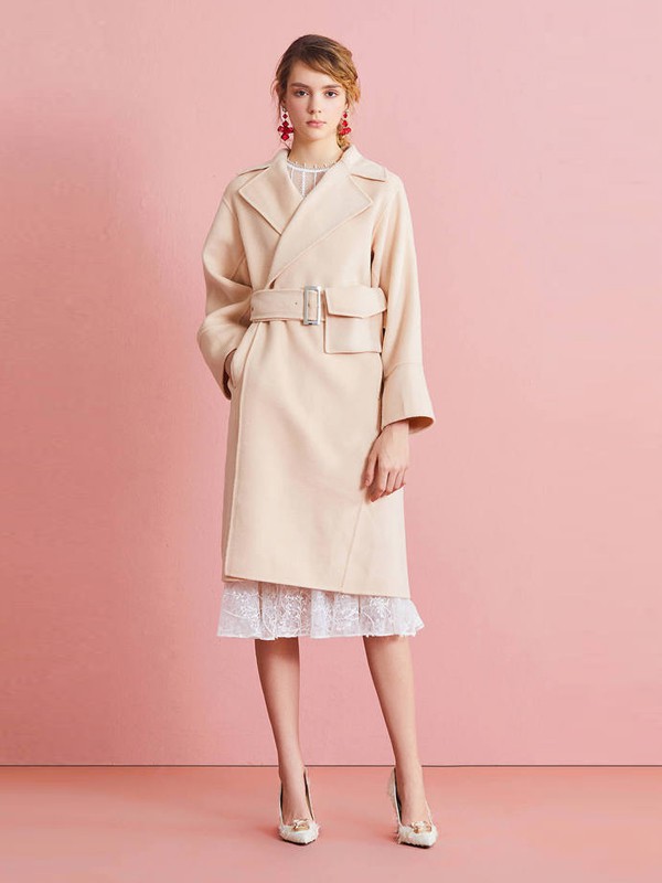 魅思女装2021秋冬季