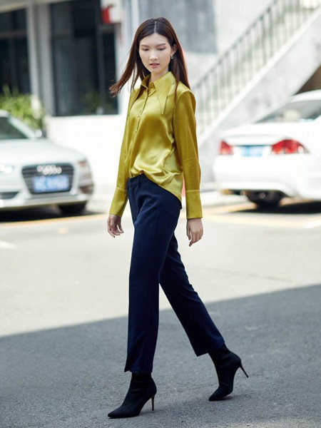 颜若蓝女装2021秋冬季