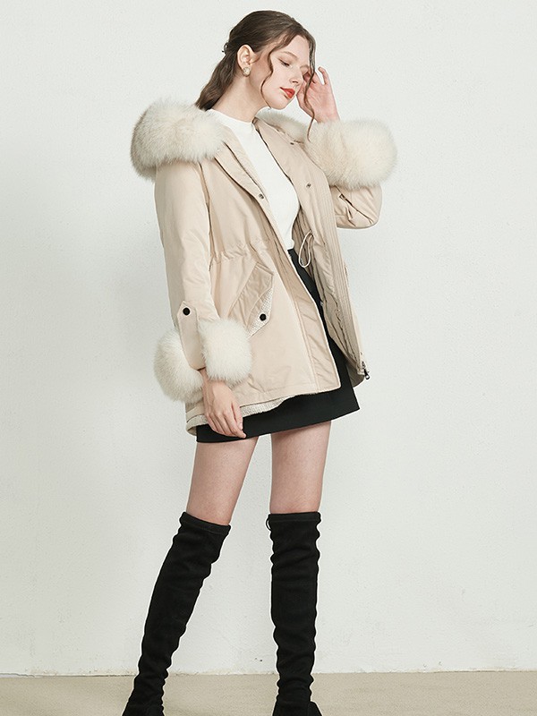 摩卡女装2021秋冬季卡其色带毛领派克服