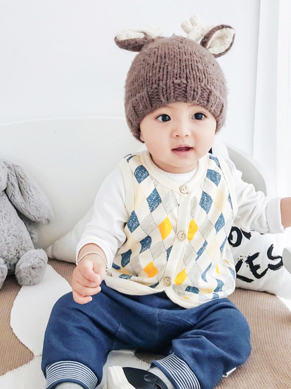 旺贝特童装2022秋冬季白色T恤