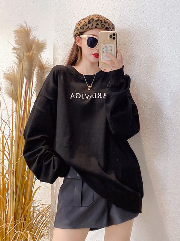 叶枫翎女装2022秋冬季黑色T恤