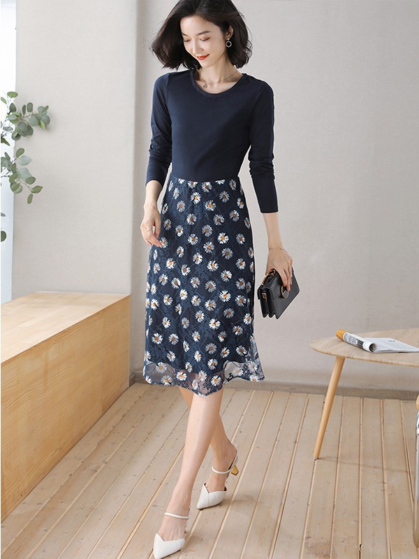 熙世界女装2022秋冬季藏蓝色包臀裙