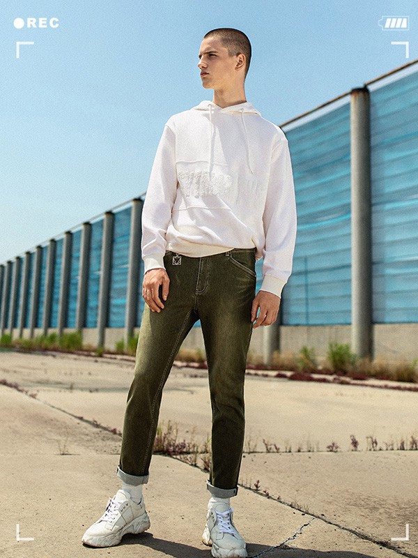 微高2022秋冬季白色T恤