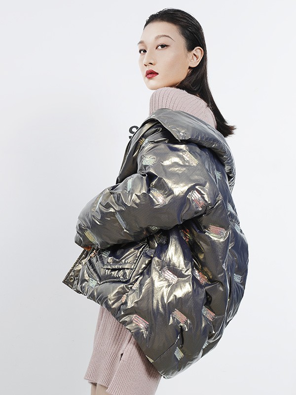 尼赫菲女装2022秋冬季银色棉服