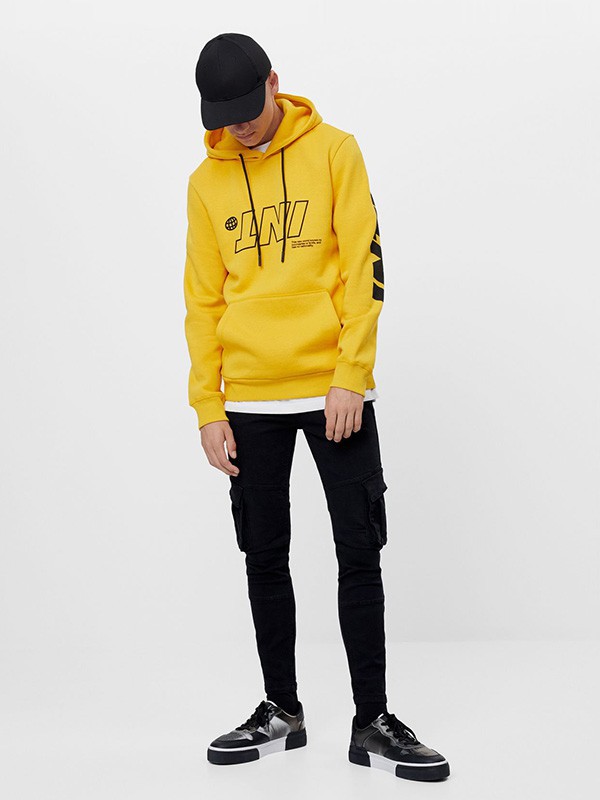 巴适卡2022秋冬季黄色卫衣