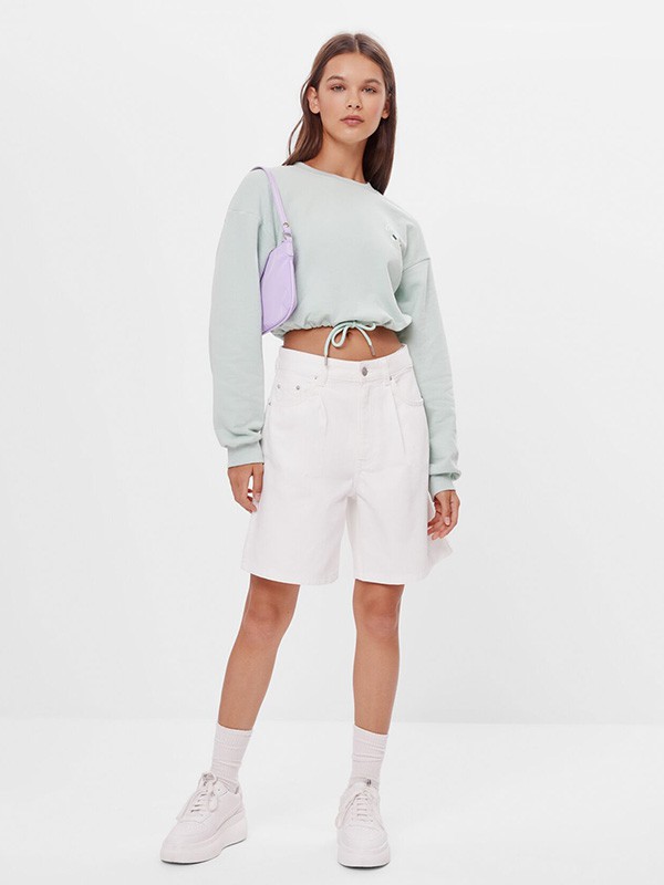 巴适卡休闲装2022秋冬季白色短裤