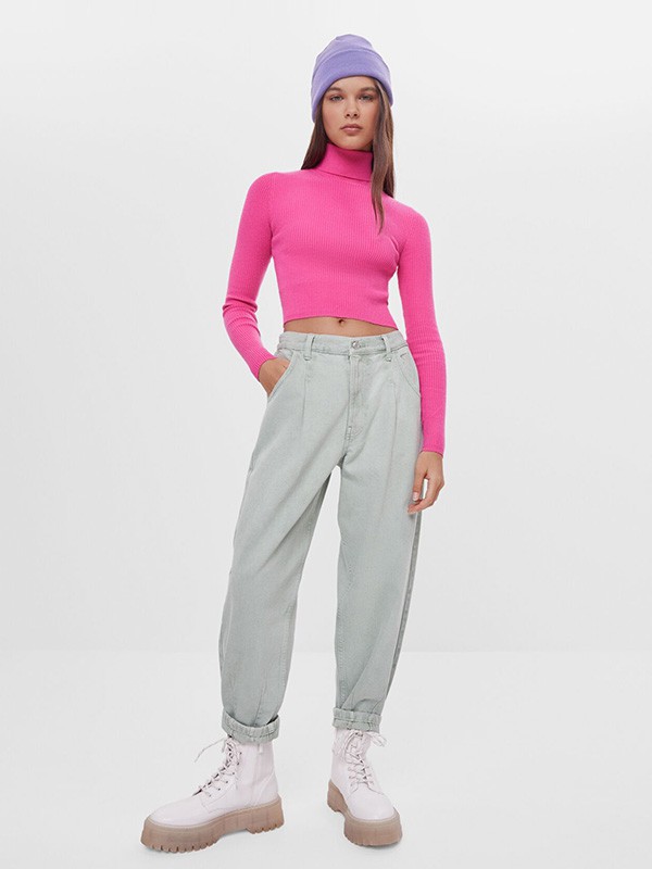 巴适卡休闲装2022秋冬季粉色针织衫