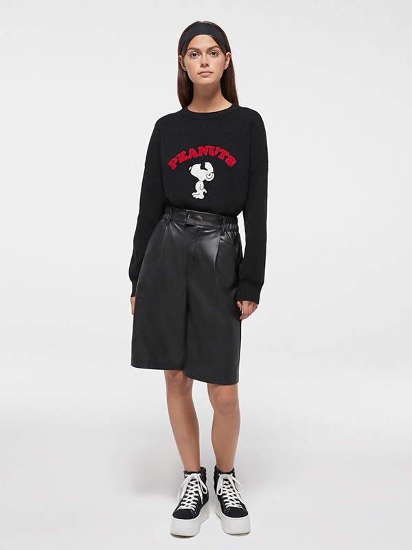 巴适卡休闲装2022秋冬季黑色T恤