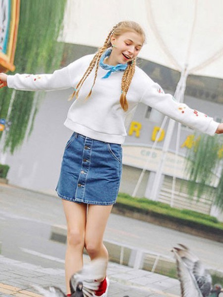 天使之城女装2022秋冬季白色T恤