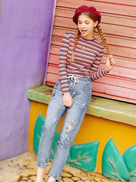 天使之城女装2022秋冬季白色T恤