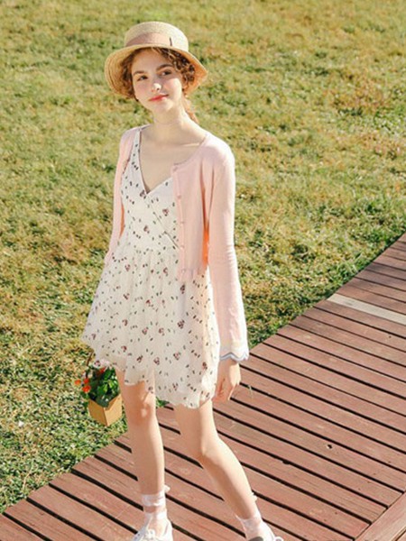 天使之城女装2022秋冬季白色吊带裙