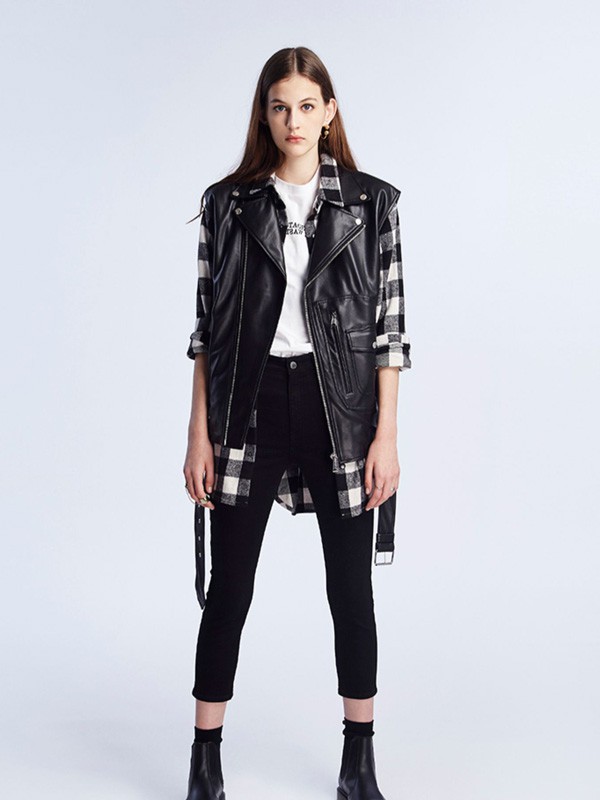 izzue休闲装2022春夏季白色T恤