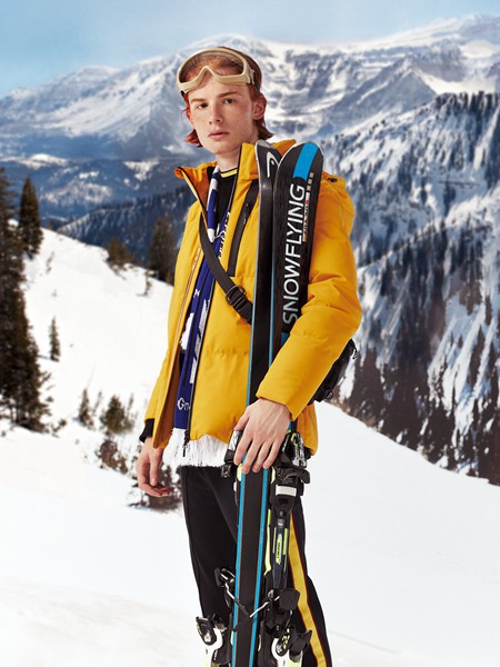 雪中飞羽绒服2022秋冬季黄色棉服