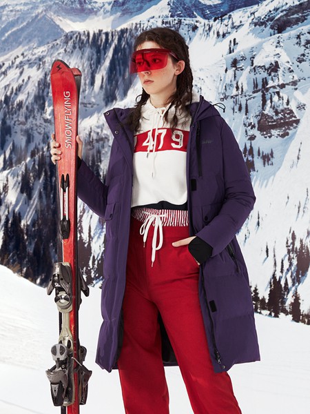 雪中飞羽绒服2022秋冬季紫色羽绒服