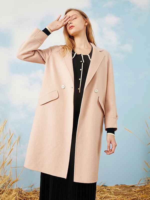 爱居兔女装2022秋冬季卡其色大衣