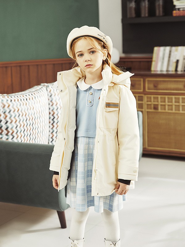 暇步士童装2022秋冬季白色棉服