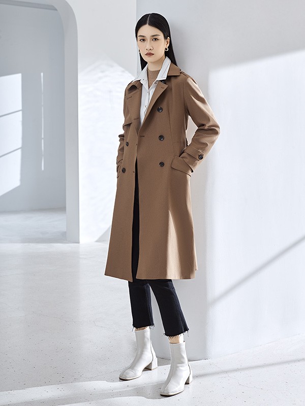 约布2022秋冬季驼色大衣