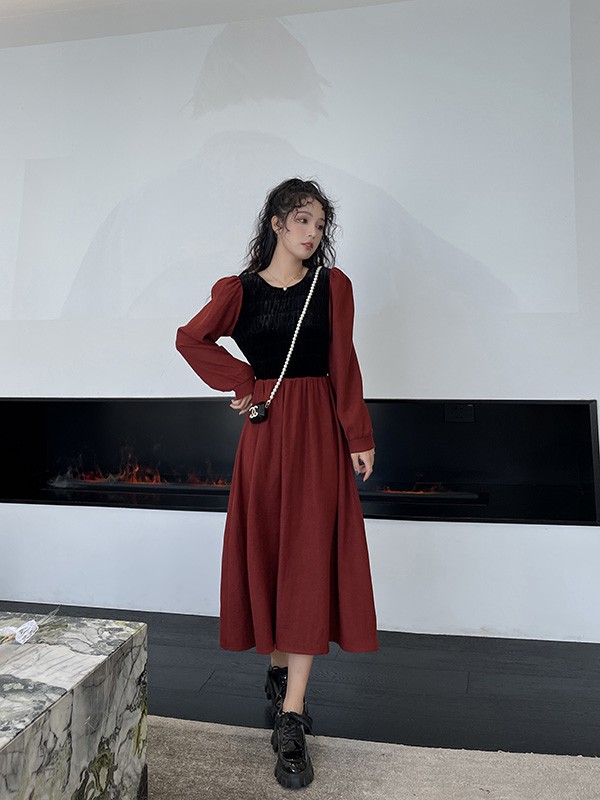 UUFUSHI2022秋冬季酒红色连衣裙