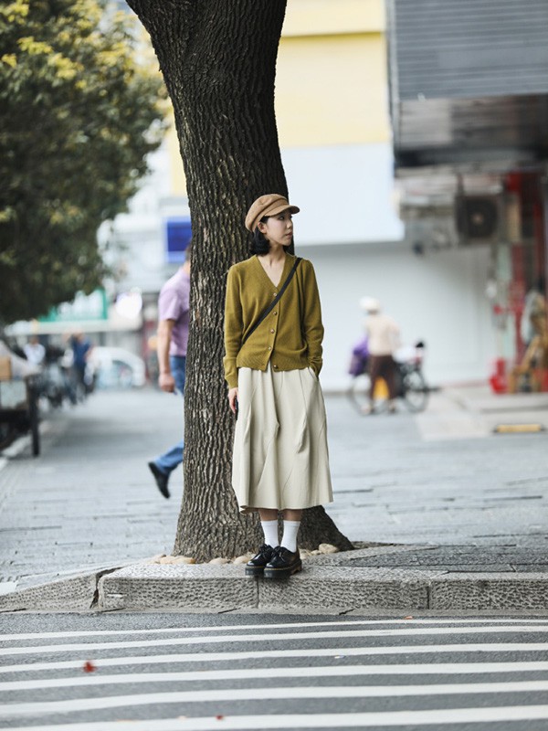 西町村屋女装2022秋冬季绿色针织衫