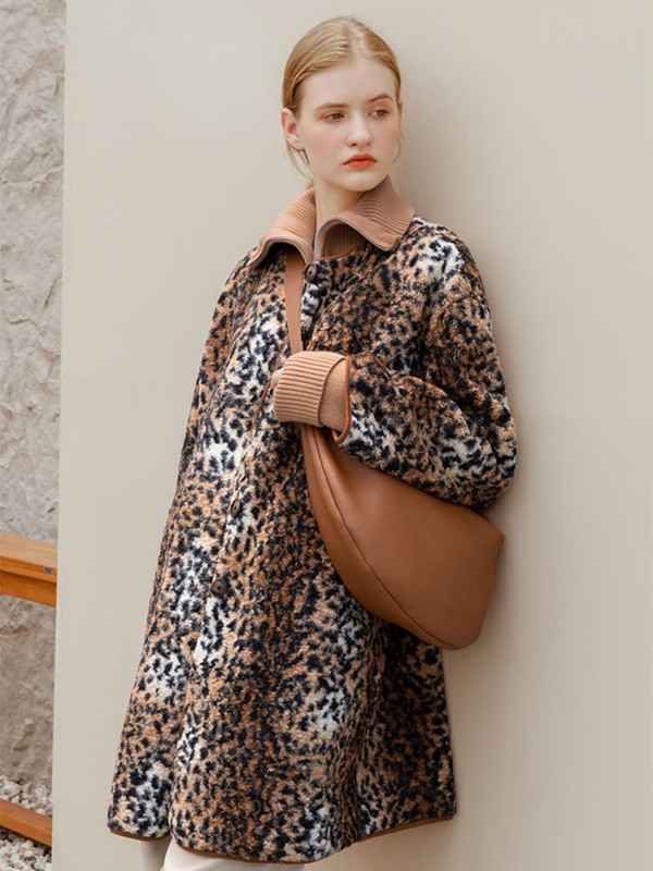 蒂蒂猫2022秋冬季蓝色大衣