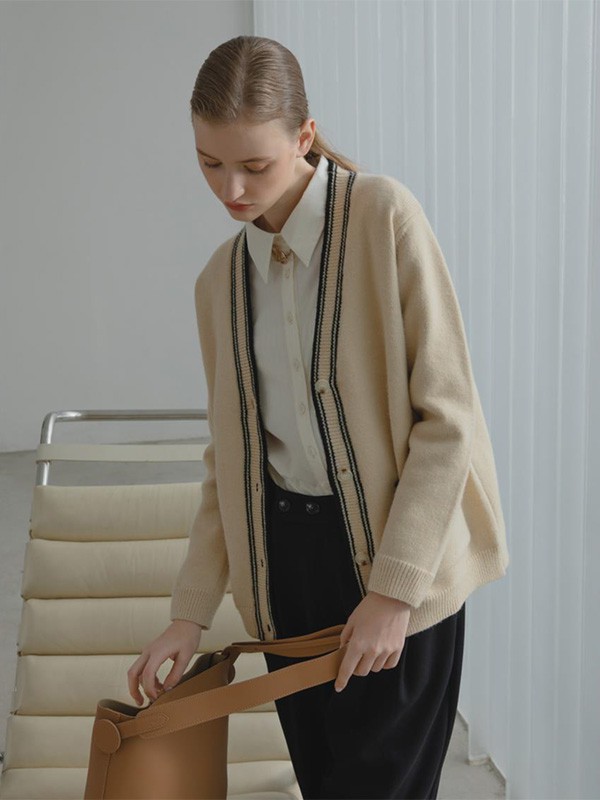 蒂蒂猫2022秋冬季白色衬衫