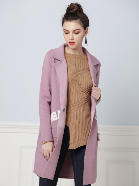 彤欣格女装2022秋冬季粉色大衣