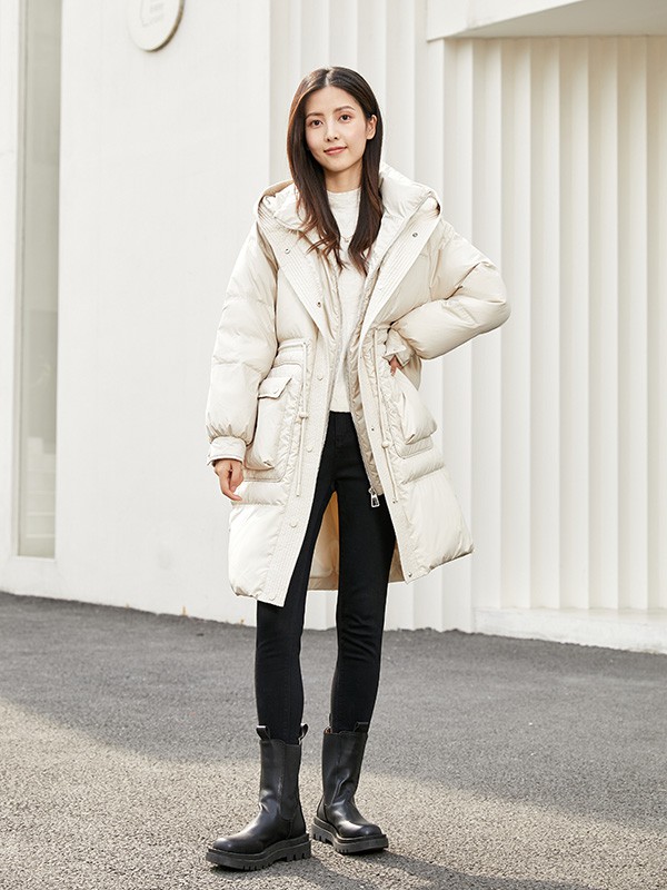 艾蜜唯娅女装2022秋冬季白色棉服