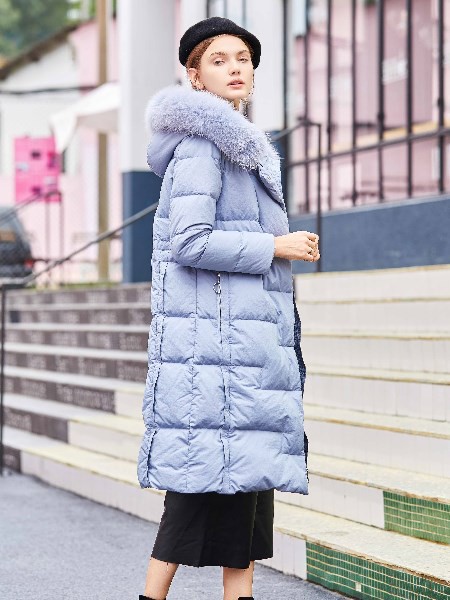 AUE女装2022秋冬季咖啡色棉服