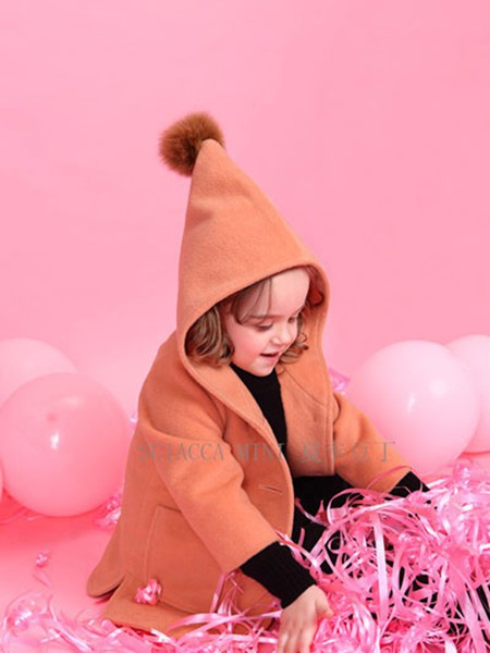 夏卡豆丁童装2022秋冬季驼色大衣