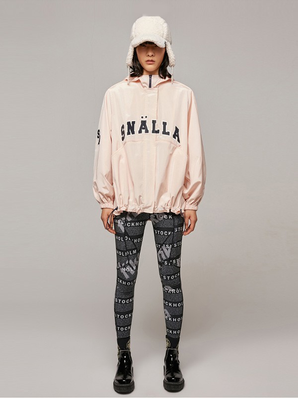 薇薏蔻2022秋冬季白色T恤